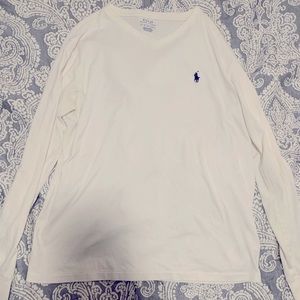 Medium Men’s white thin Ralph Lauren polo t-shirt